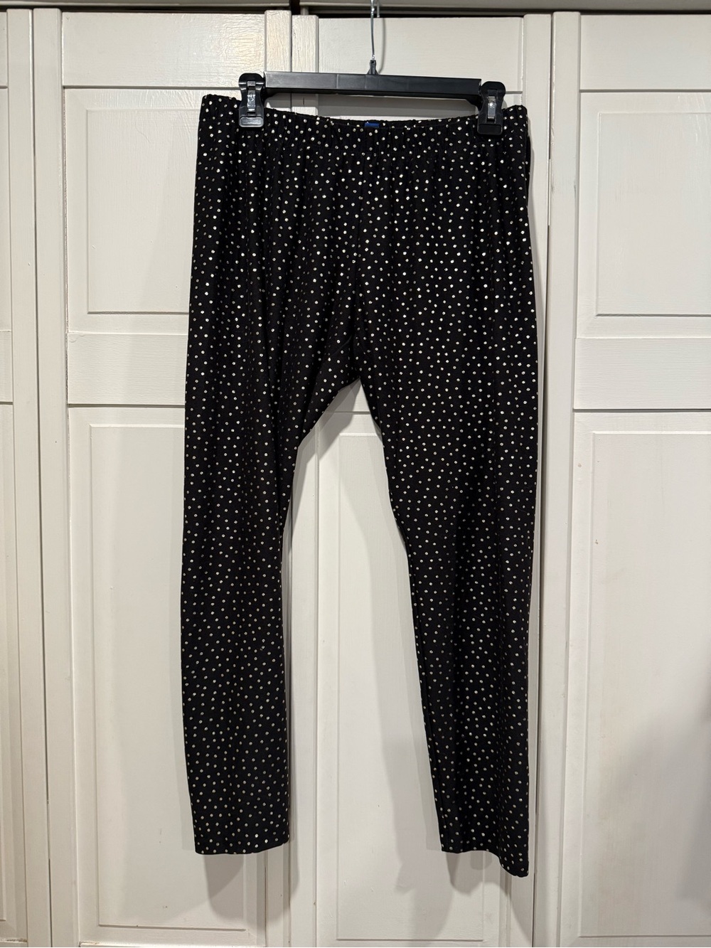 APT9 legging size large like new